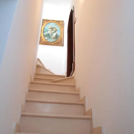 Luxury Guest house *